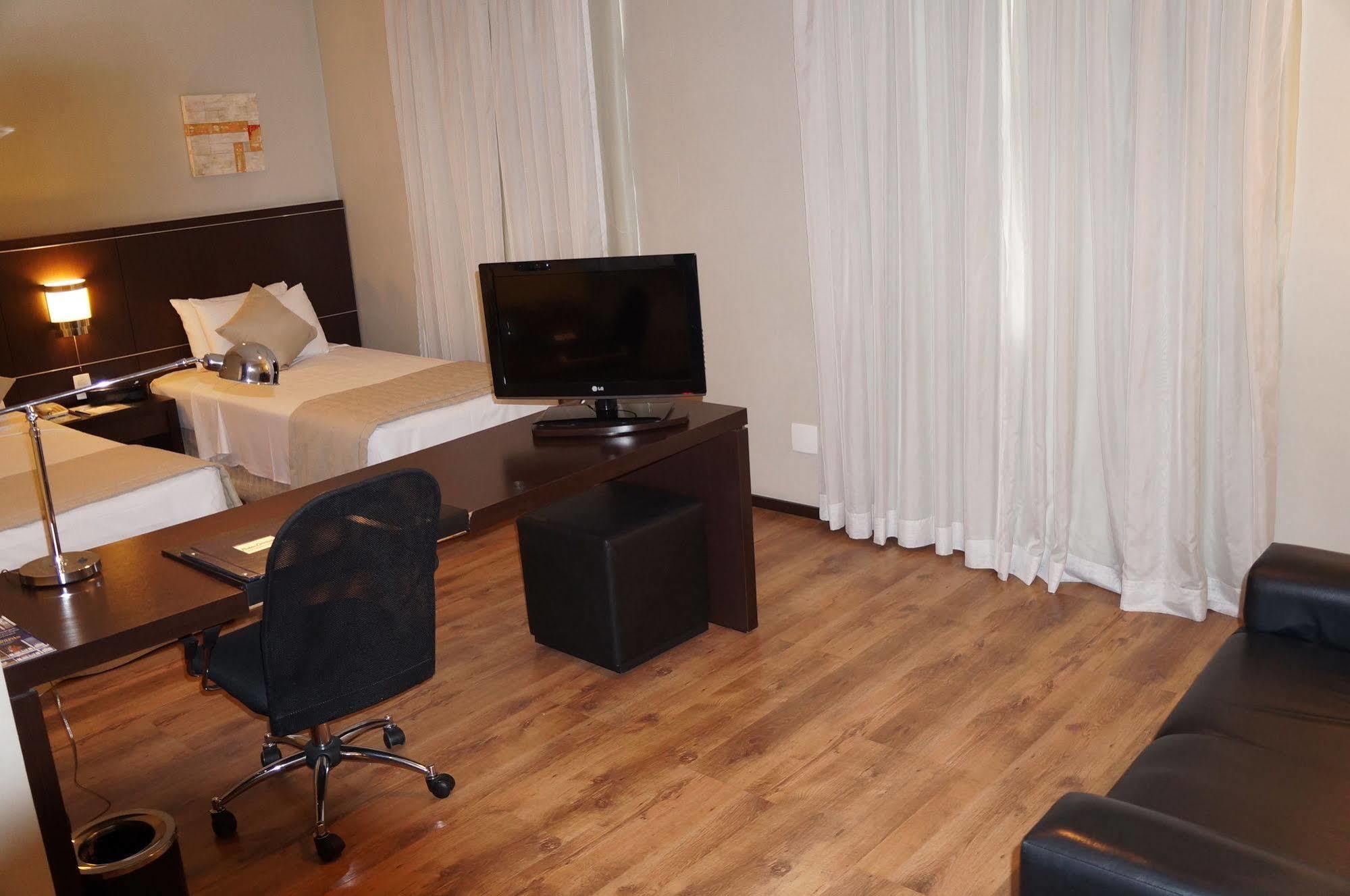 Travel Inn Οσάσκο Εξωτερικό φωτογραφία